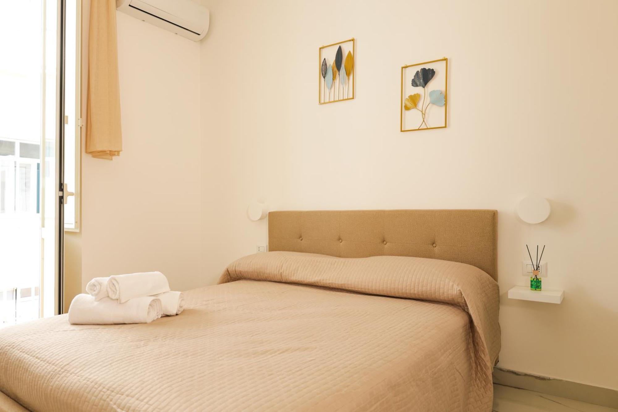 Napoli Station Rooms Экстерьер фото